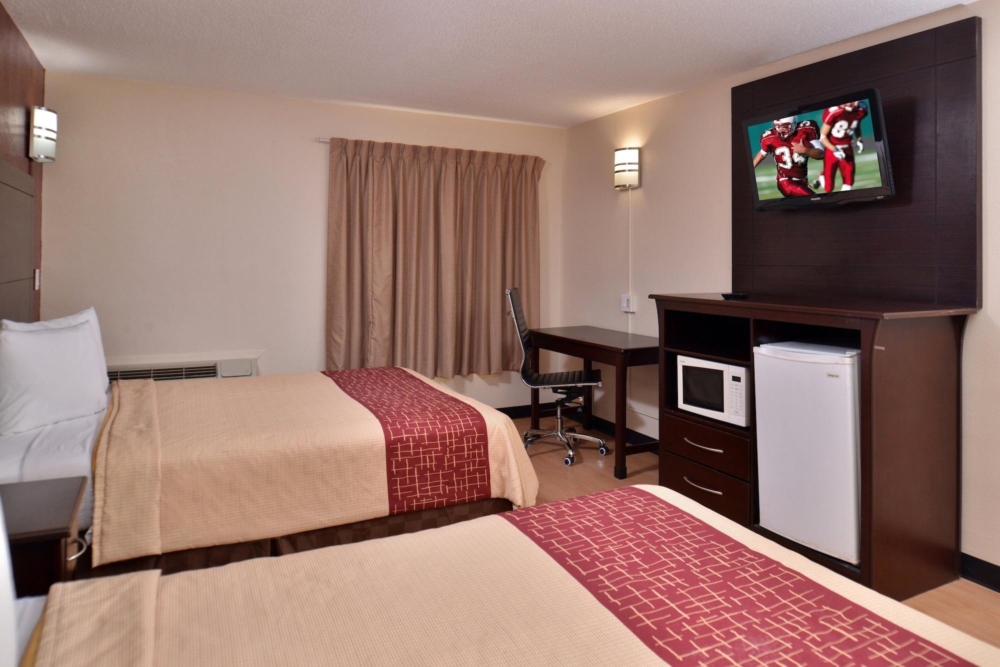 Red Roof Inn Van Horn Bagian luar foto