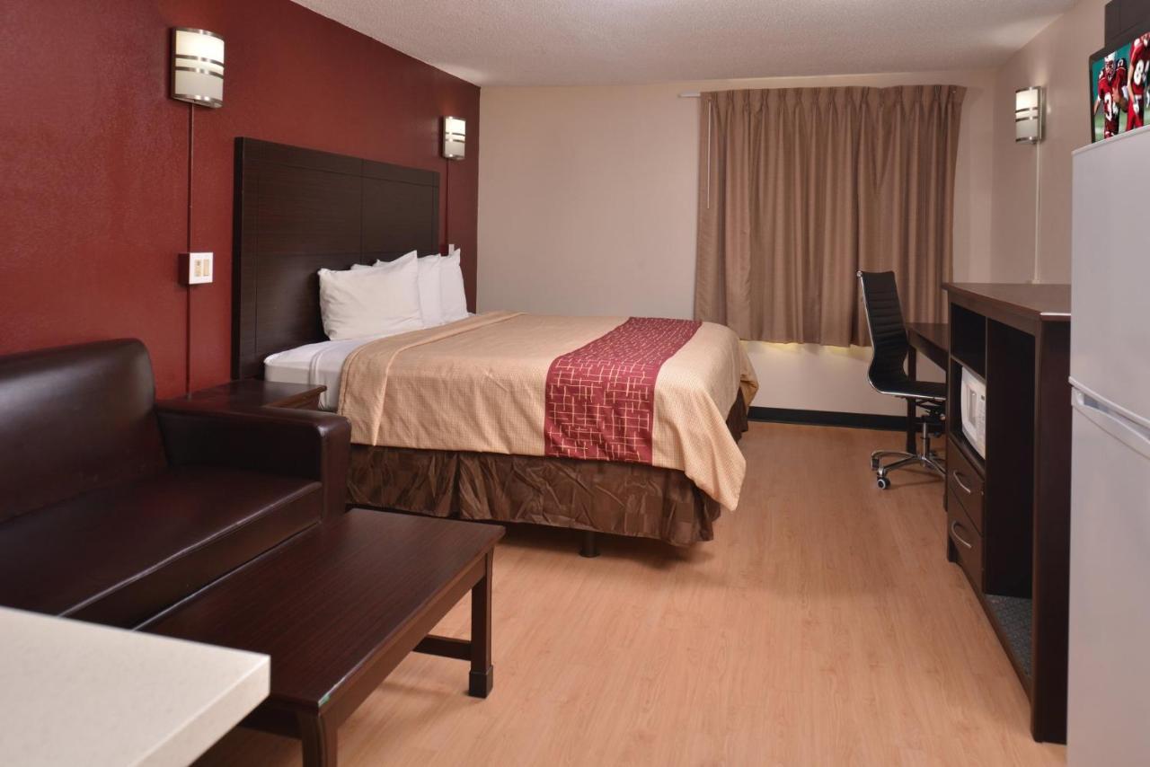 Red Roof Inn Van Horn Bagian luar foto